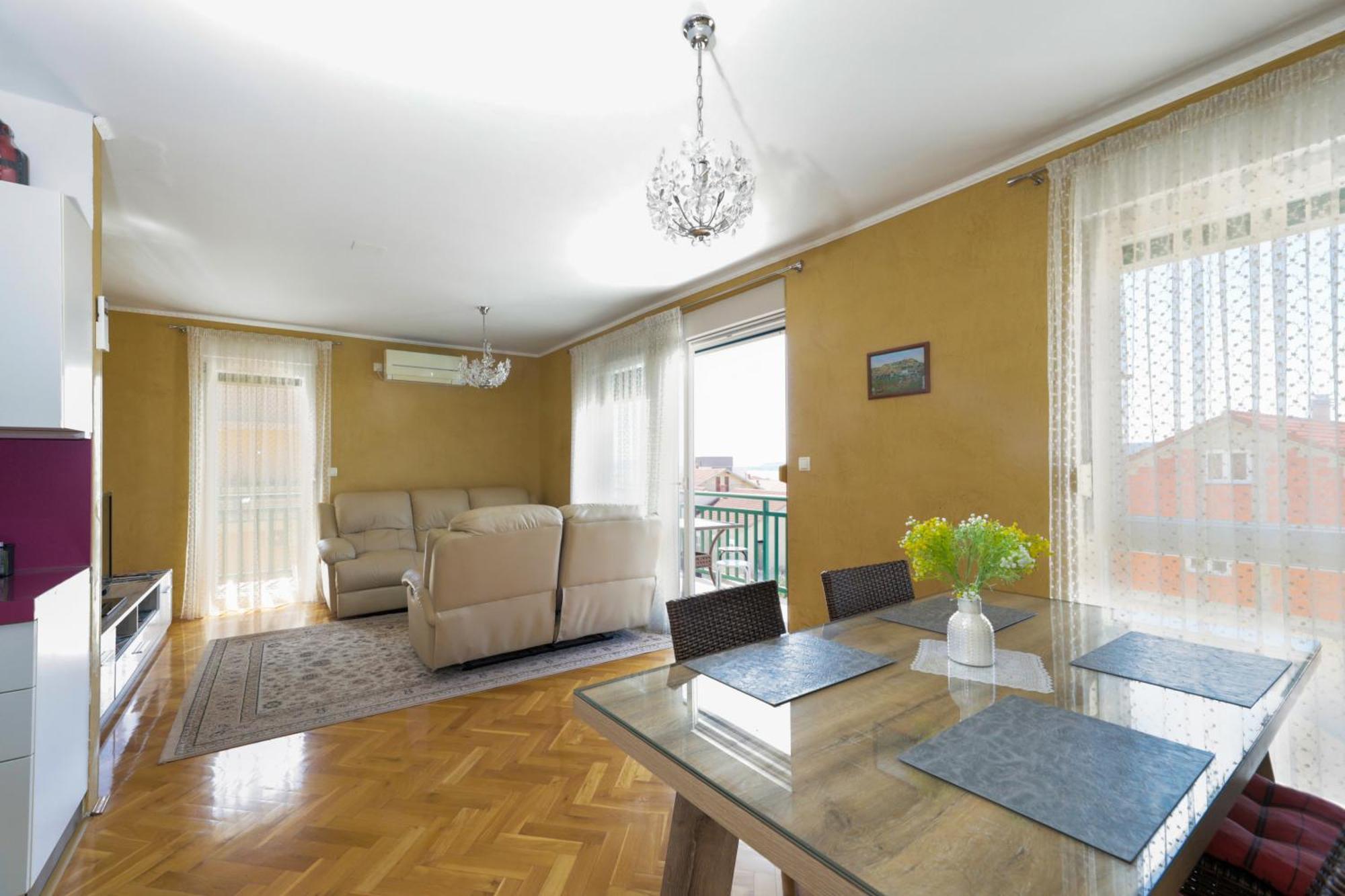 Apartman Josipovic Апартаменты Каштела